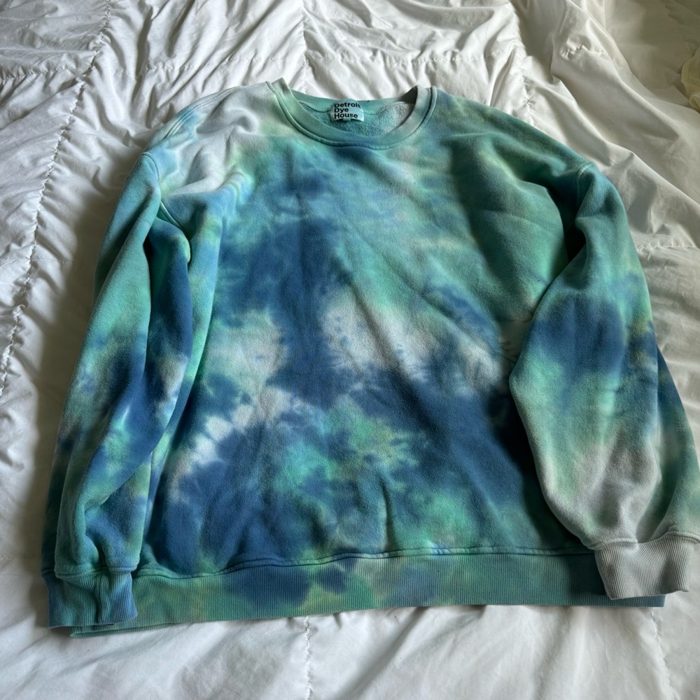 Custom tie dye crewneck